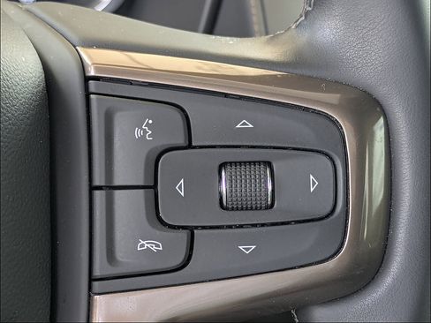 Used 2024 Chevrolet Tahoe High Country RWD image 21