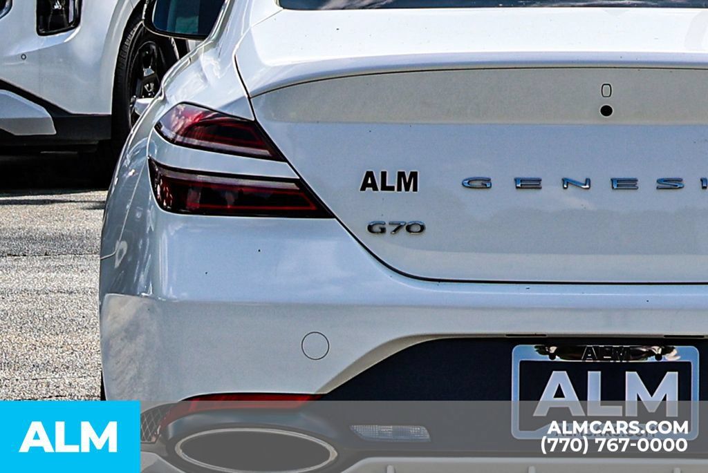 Used 2026 Genesis G70 2.5T RWD image 12