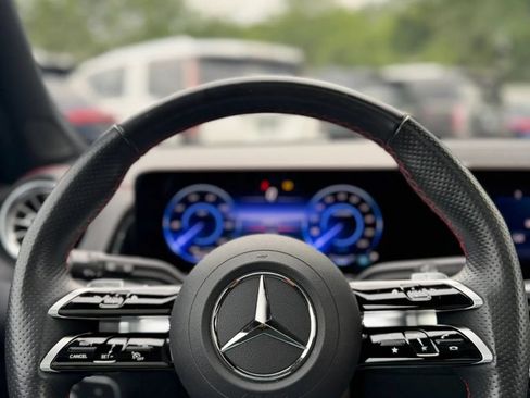 Used 2024 Mercedes-Benz EQB 250+ image 25