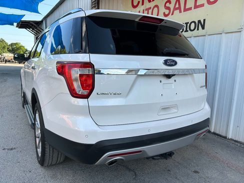 Used 2016 Ford Explorer Limited image 10