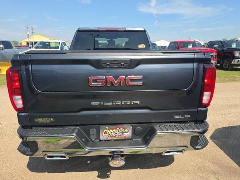 Used 2021 GMC Sierra 1500 SLE w/ X31 Off-Road Package AWD/4WD image 3