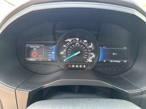Used 2024 Ford Edge SEL w/ Convenience Package AWD/4WD image 12