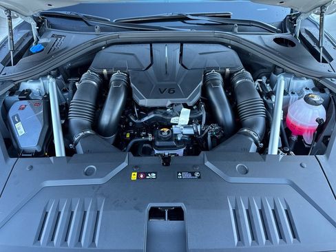 New 2026 Genesis GV70 3.5T Sport Advanced image 24