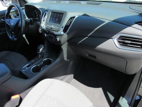 Used 2024 Chevrolet Equinox LT FWD image 12