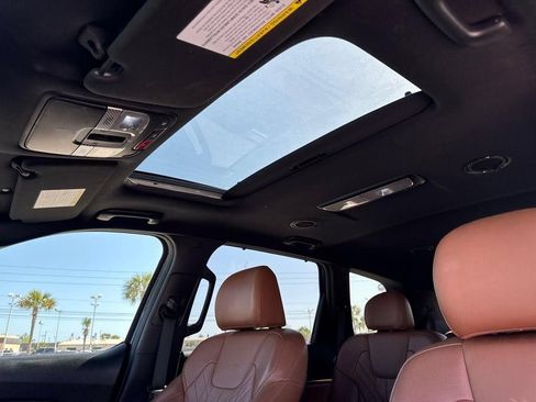 Used 2024 Kia Telluride EX X-Line AWD/4WD image 14