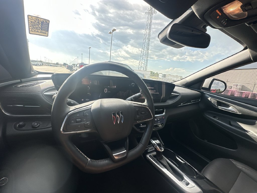 Certified 2024 Buick Envista Avenir FWD image 10
