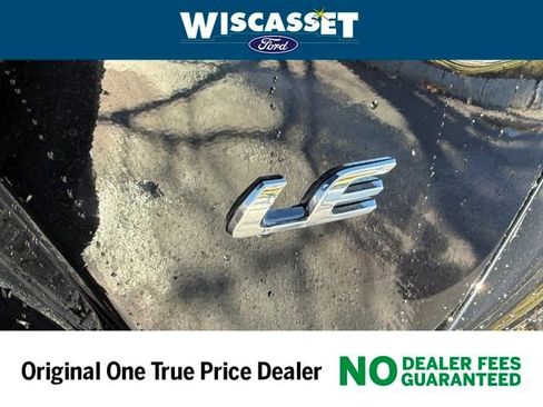 Used 2023 Toyota Corolla LE image 16