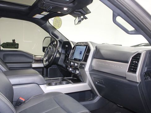 Used 2022 Ford F250 Lariat w/ Lariat Ultimate Package image 30