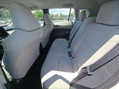 Used 2024 Toyota Corolla Cross L FWD image 8