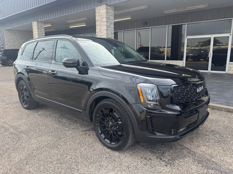Certified 2022 Kia Telluride SX w/ SX Prestige Package image 1