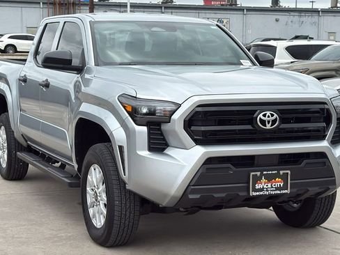 Certified 2025 Toyota Tacoma SR image 7