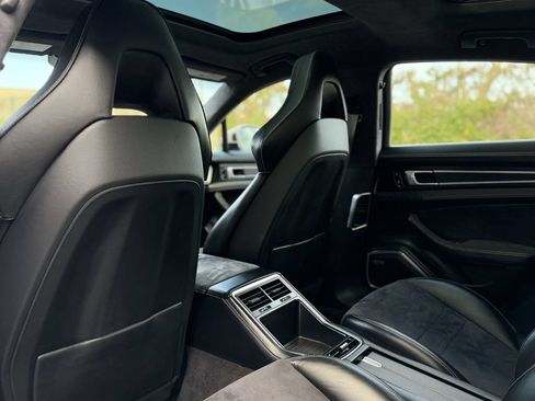 Used 2019 Porsche Panamera GTS AWD/4WD image 25