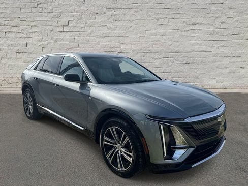 Certified 2025 Cadillac Lyriq Luxury RWD image 7