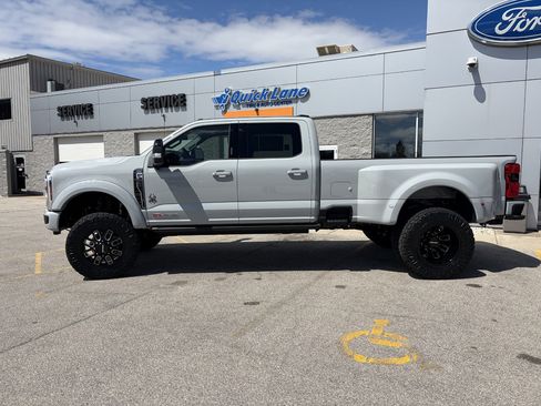 New 2026 Ford F350 Lariat w/ Lariat Premium Package AWD/4WD image 9