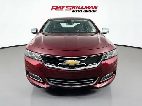 Used 2017 Chevrolet Impala Premier w/ Enhanced Convenience Package FWD image 2