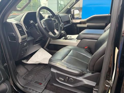 Used 2018 Ford F150 Lariat w/ Equipment Group 502A Luxury AWD/4WD image 9
