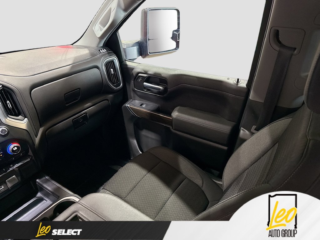 Used 2021 Chevrolet Silverado 1500 RST w/ Max Trailering Package AWD/4WD image 24