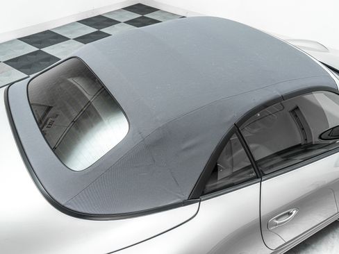 Used 2005 Porsche 911 Carrera RWD image 36