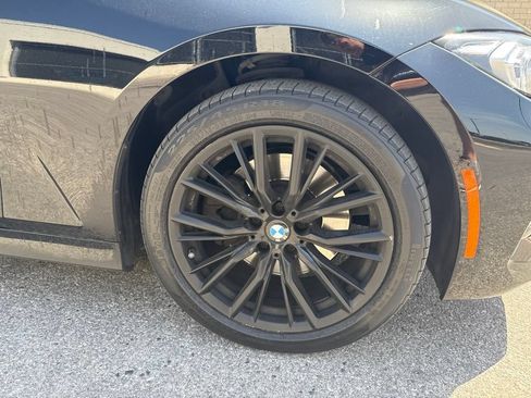 Certified 2024 BMW 330i Sedan w/ Convenience Package RWD image 4