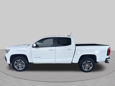 Used 2022 Chevrolet Colorado W/T w/ Custom Special Edition RWD image 3