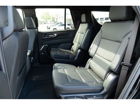 New 2026 GMC Yukon Denali w/ Sun & Power Step Package image 13