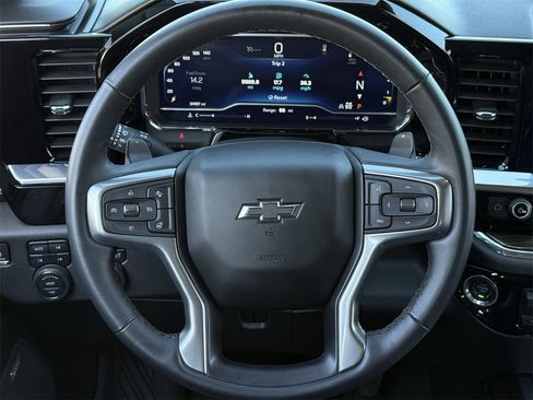 Used 2024 Chevrolet Silverado 1500 LT Trail Boss w/ Convenience Package II image 13