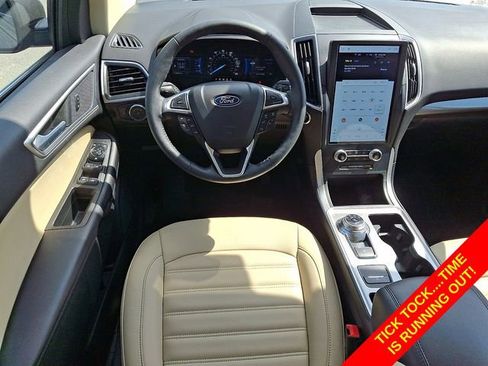 Used 2024 Ford Edge SEL AWD/4WD image 15