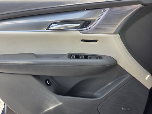 Used 2021 Cadillac XT5 Premium Luxury AWD/4WD image 21