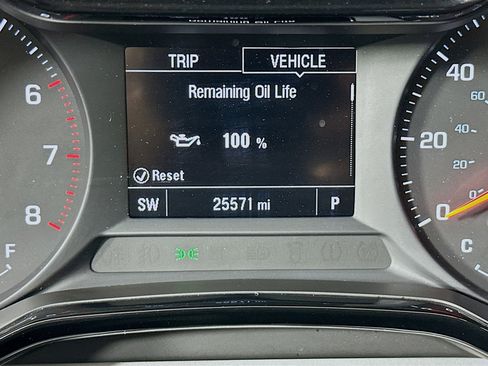 Used 2025 Chevrolet Trax LS image 18