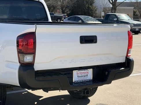 Certified 2021 Toyota Tacoma SR image 6