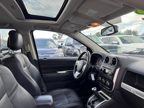 Used 2015 Jeep Compass High Altitude AWD/4WD image 16
