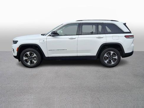 Used 2024 Jeep Grand Cherokee Limited 4xe image 7