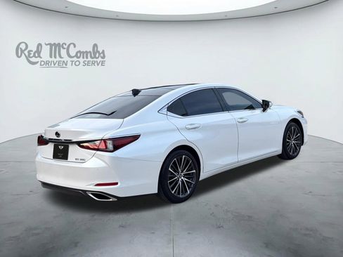 Used 2025 Lexus ES 350 w/ Premium Package FWD image 5