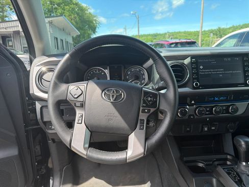 Used 2023 Toyota Tacoma SR5 AWD/4WD image 20
