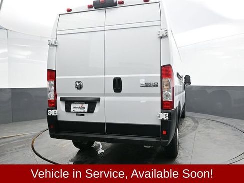 Used 2025 RAM ProMaster 2500 w/ Convenience Group image 6