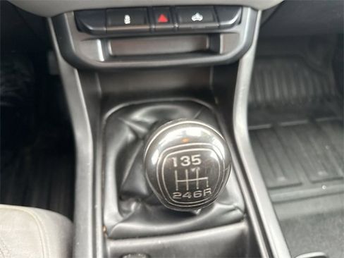 Used 2016 Chevrolet Colorado W/T image 25