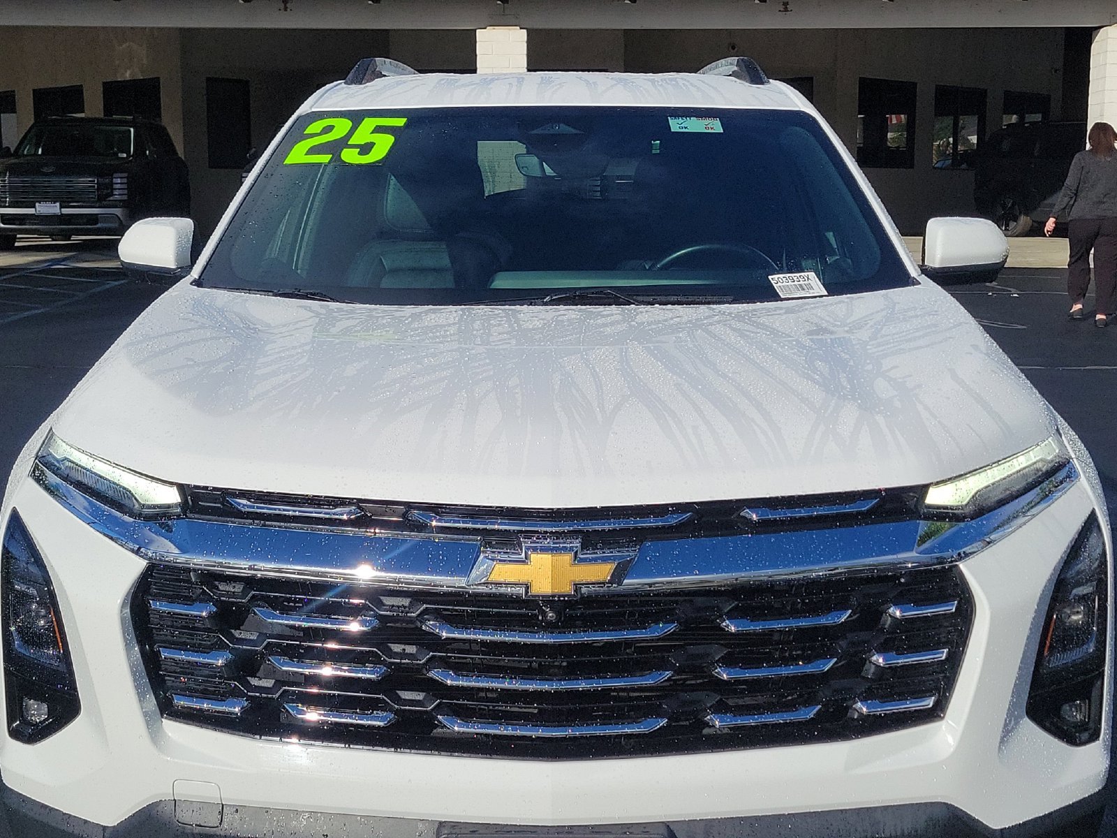 Used 2025 Chevrolet Equinox LT w/ Convenience Package II FWD image 28