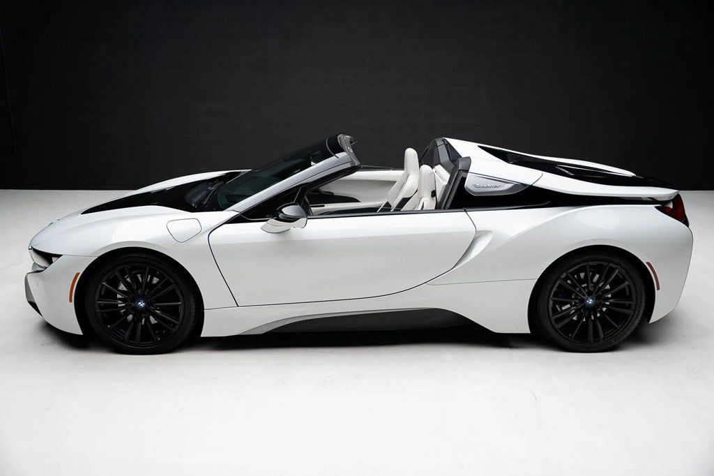 Used 2019 BMW i8 Roadster AWD/4WD image 15