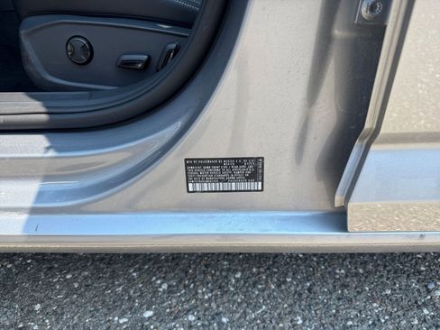 Used 2025 Volkswagen Jetta SE image 28