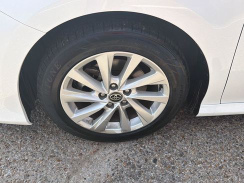 Used 2024 Toyota Camry LE FWD image 9