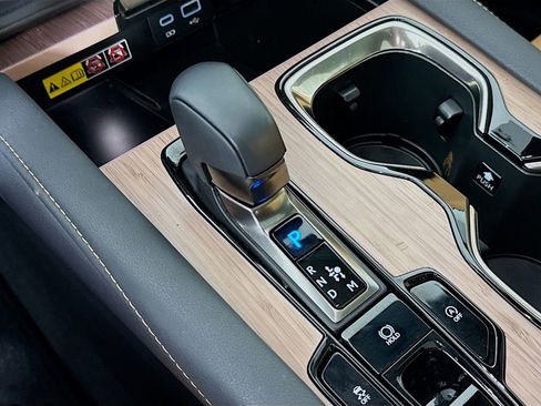 Used 2024 Lexus RX 350 Premium w/ Accessory Package (Z1) image 17