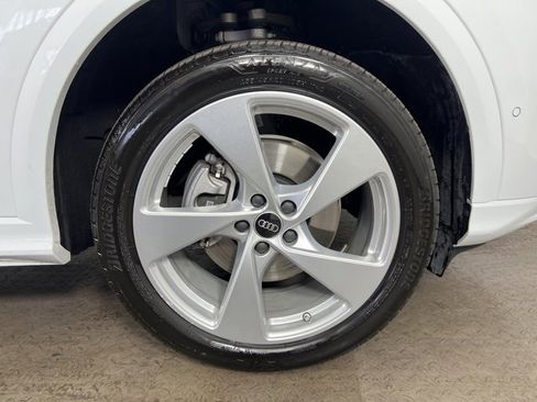 Used 2025 Audi Q5 Premium Plus w/ Premium Plus image 9