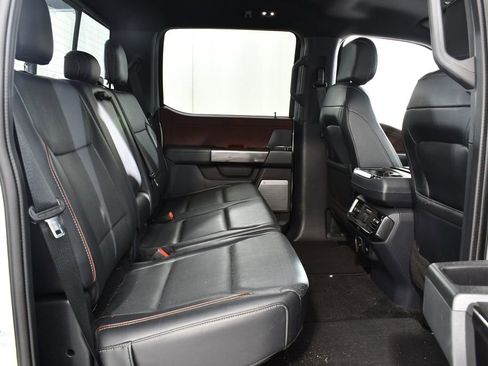 Used 2021 Ford F150 Lariat w/ Equipment Group 502A High image 19