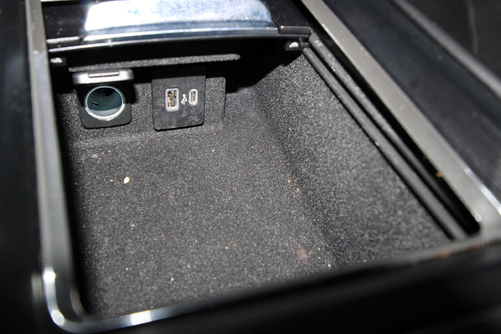 Used 2025 Lincoln Corsair Grand Touring AWD/4WD image 18