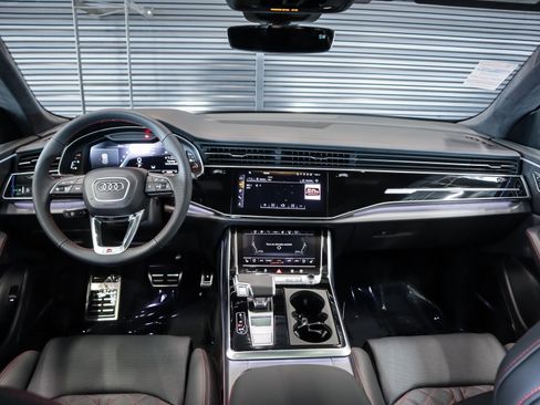 New 2026 Audi SQ8 Prestige image 10