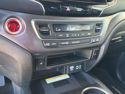 Used 2023 Honda Passport EX-L image 25