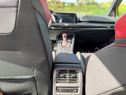 Used 2022 Volkswagen GTI Autobahn image 28