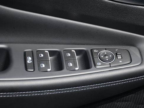 Used 2023 Hyundai Santa Fe SEL w/ Premium Package image 11