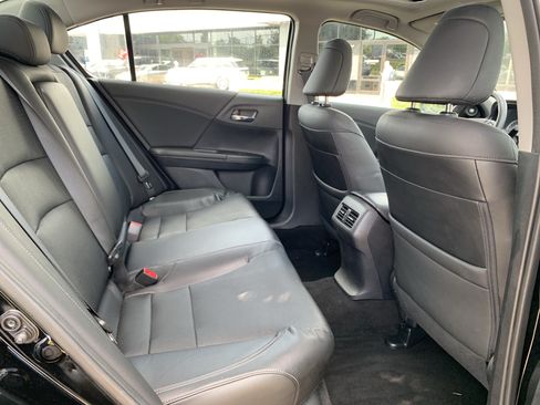 Used 2017 Honda Accord EX-L image 33