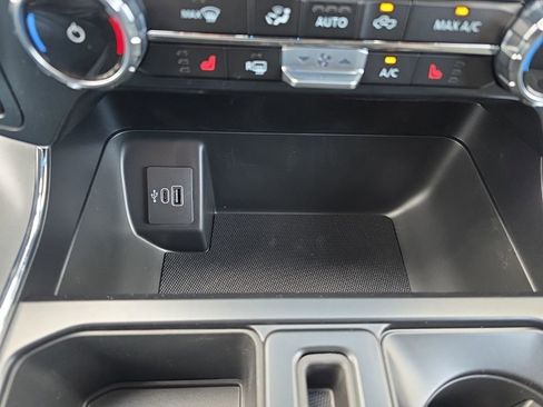 New 2026 Ford F150 XLT w/ Equipment Group 302A MID image 25